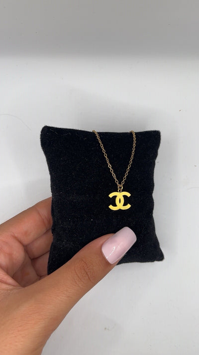 EXCLUSIVE | CC Necklace